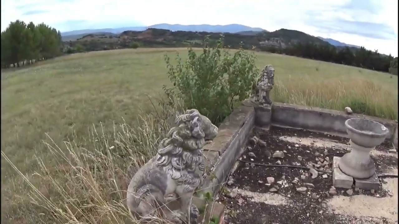 Fontaine du Graal aux 4 lions du terrain van Buren à Rennes-le-Château