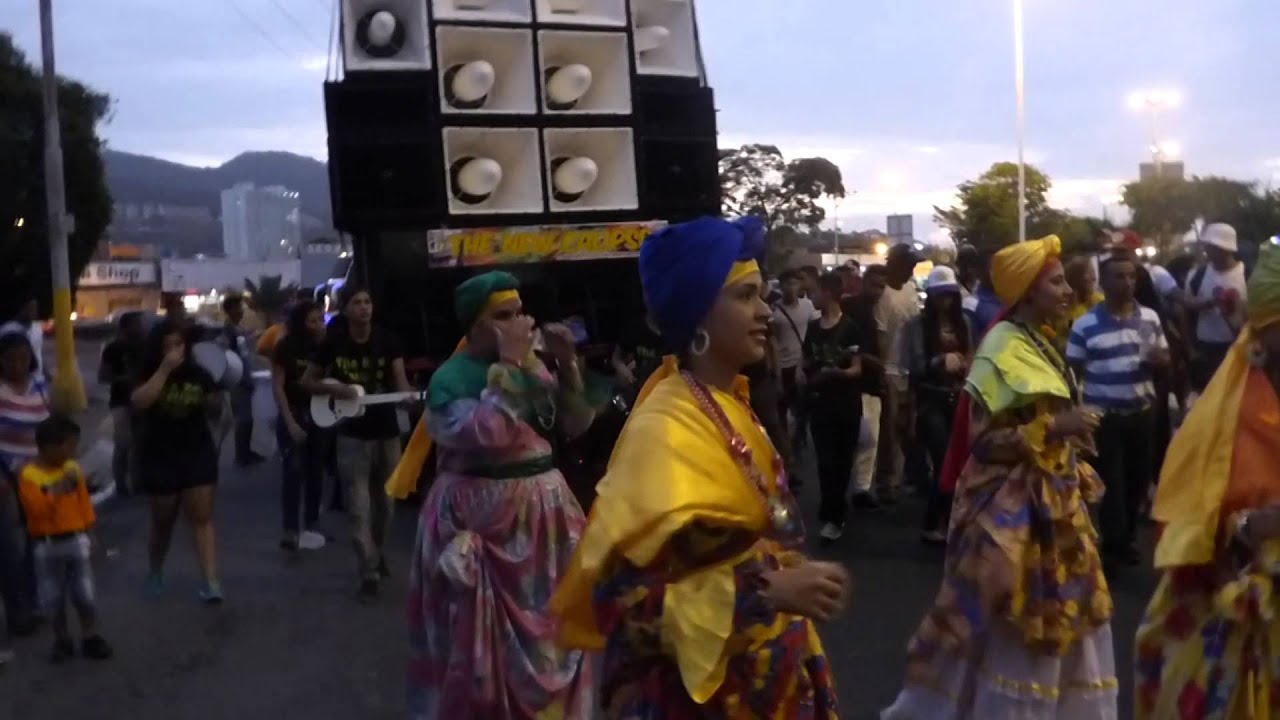 Grito de Carnaval Puerto la  Cruz 2015 the new calipso con roberto y sus muchachos