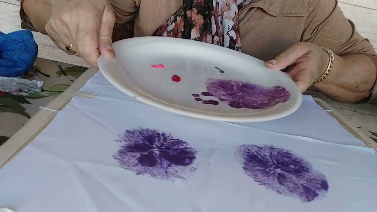 Como Pintar Em Tecidos Com Sacolas Plásticas??