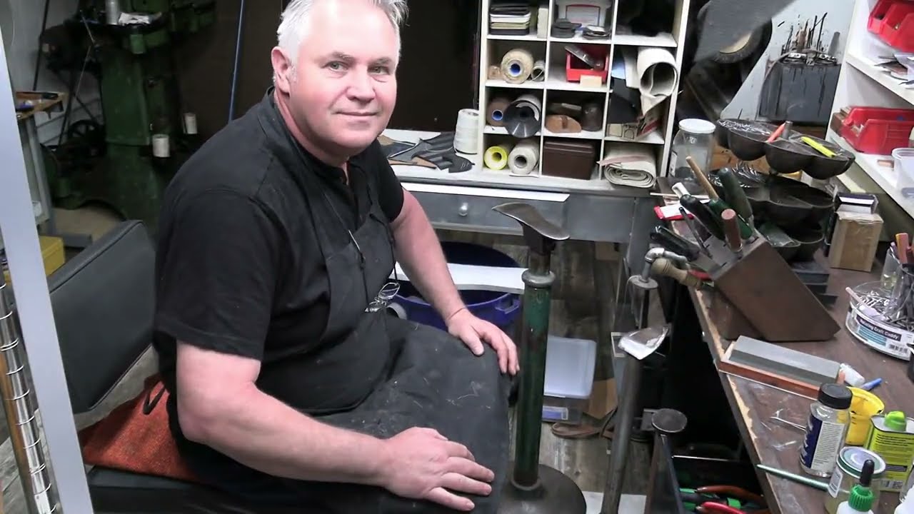 Моя деревня /ремонт обуви (профилактика на жен сапогах)