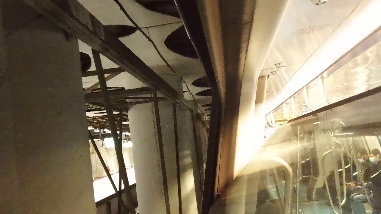 Metrou 2020-11-05 103DE LA AVIATORILOR LA VICTORIEI1 CAF