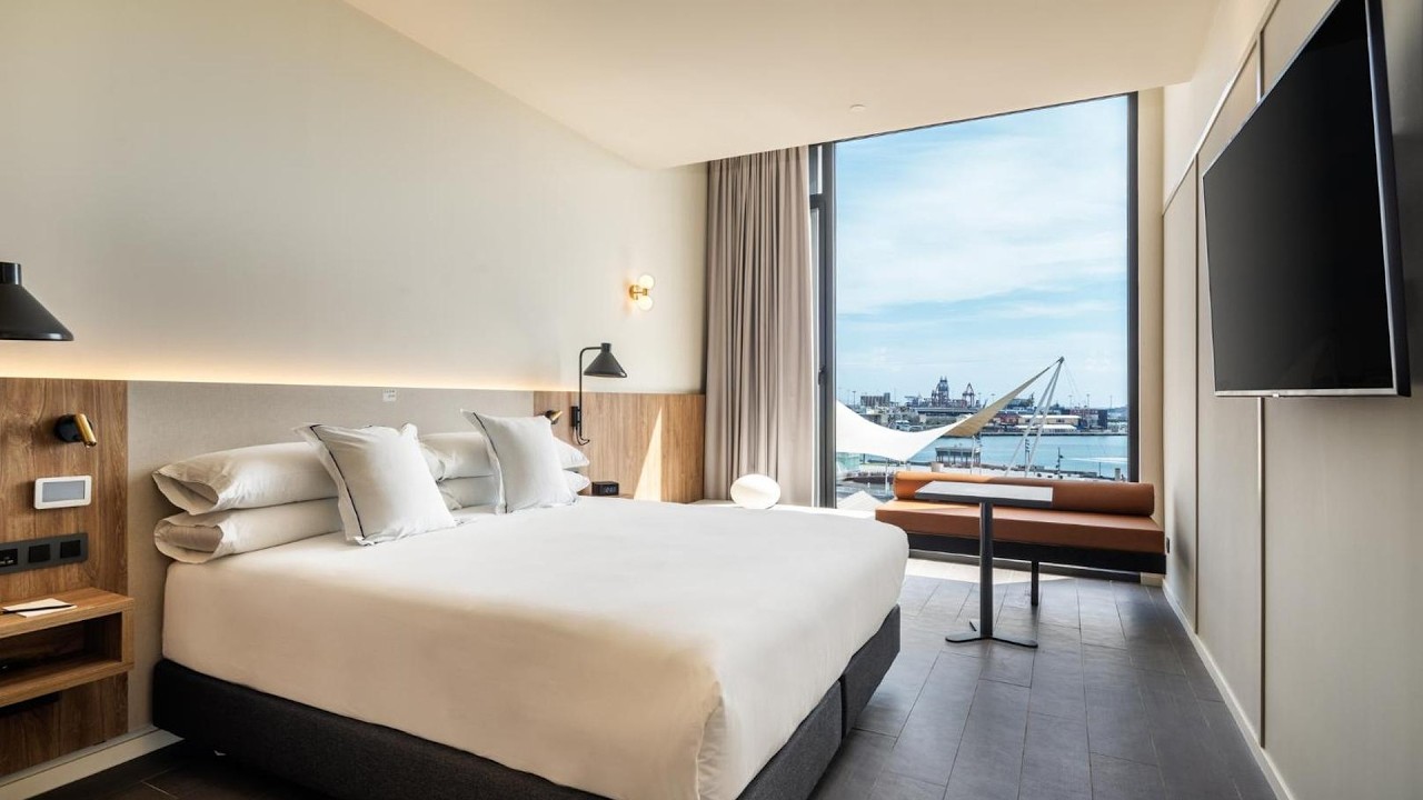 Hotel LIVVO Lumm | Gran Canaria, Spain | Hotel Review 🌟