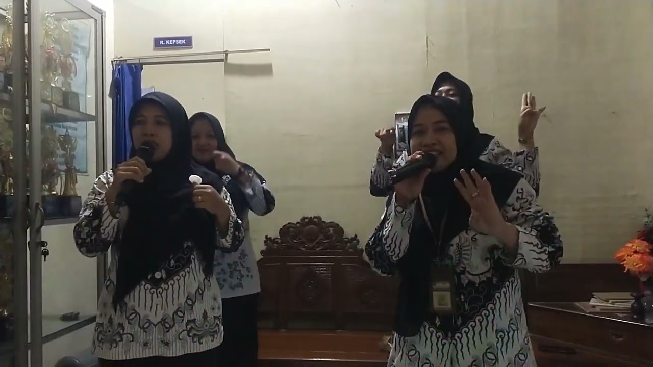 Juara 3 Yel yel 7 Kebiasaan Anak Indonesia Hebat, Iskawati SDN 6 Kalipucangwetan 