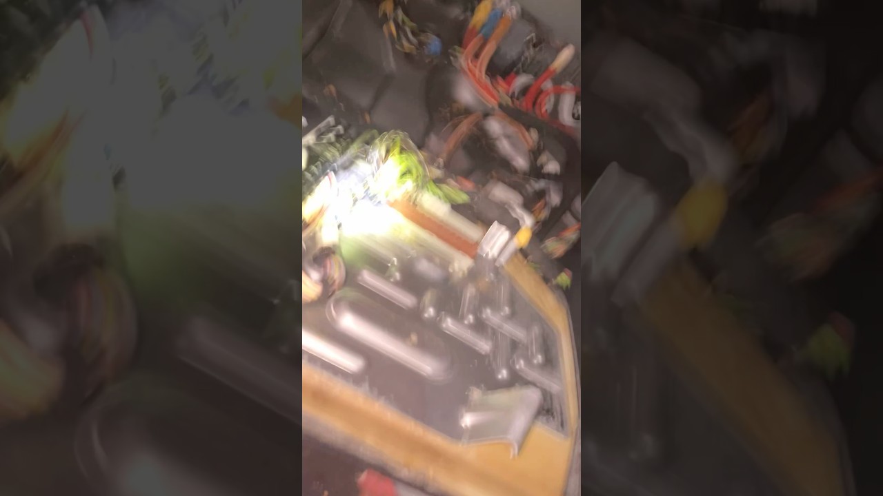 air suspension Mercedes Benz W221 S550 Water damage interior Mold behind carpet near modules