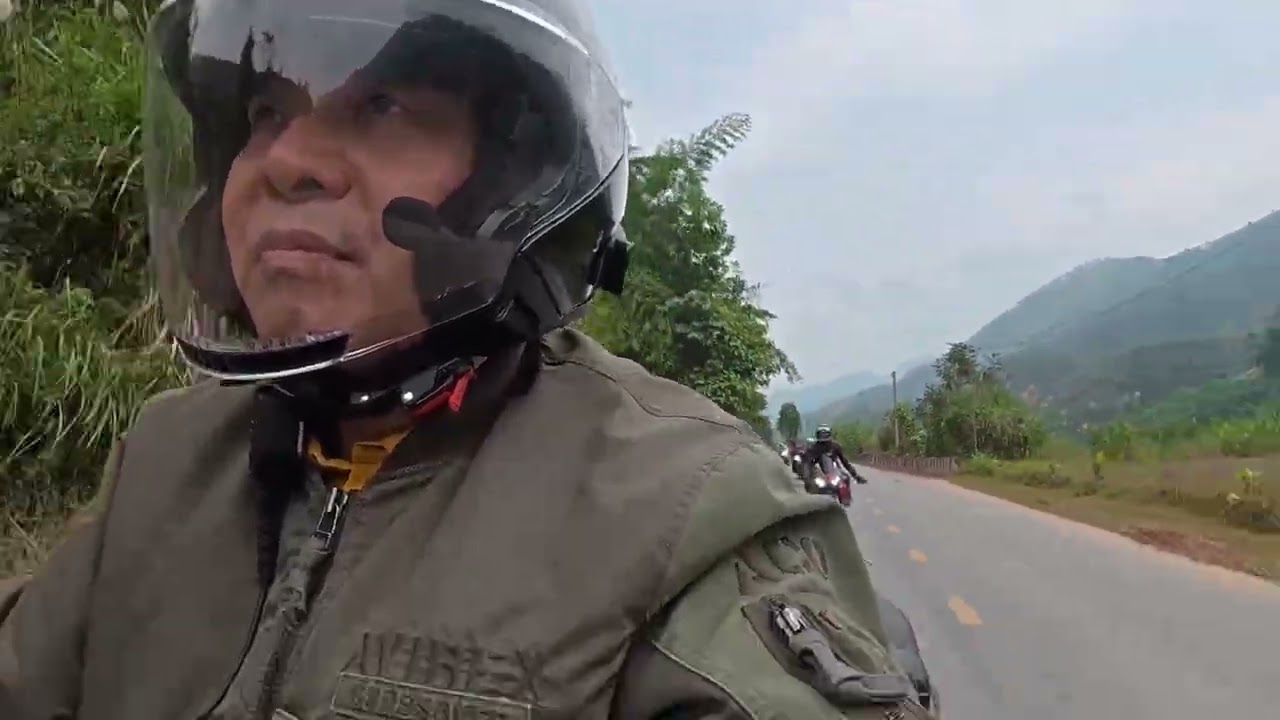 Honda GoldWing bản kỷ niệm 50 năm ! Chạy vượt đèo Khế - Lào Cai