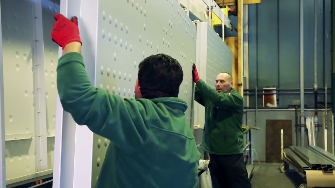 Eloxieren von Aluminium im Eloxalwerk Ehingen