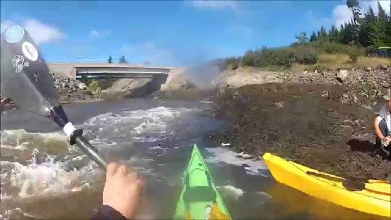 Stans Unda (Standing Wave) Kayaking - Maces Bay NB