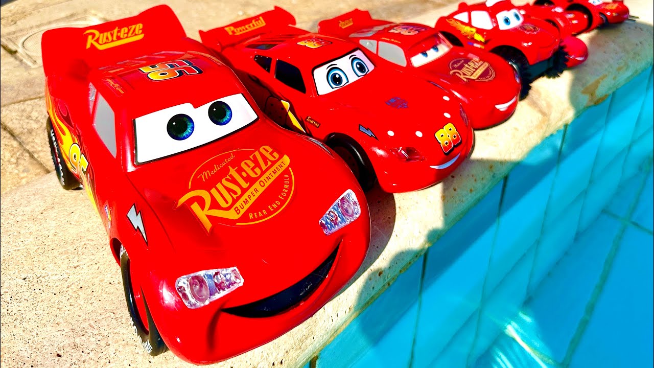 Disney Pixar Cars toys Review | Lightning McQueen, Finn McMissile, Mack, Doc Hudson,Cruz Ramirez