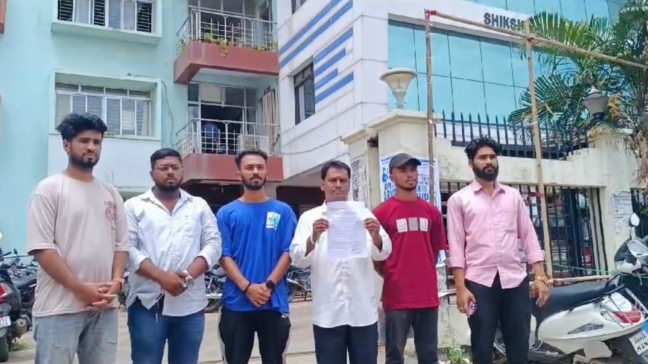 &ldquo;Congress Leader Amir Hossain Leads NSUI Delegation to Address College Admission Issues&rdquo;