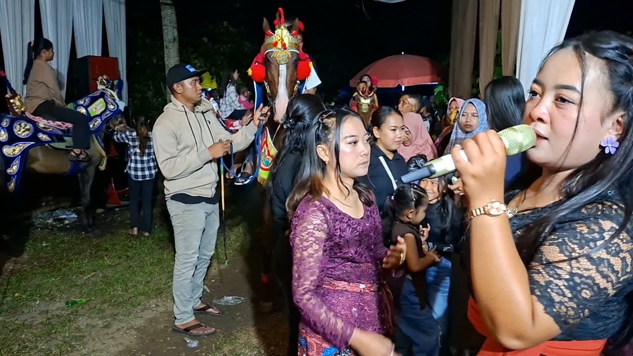 Kuda renggong,kembang malati medley paling syahdu,versi bajidoran mutiara biru grup