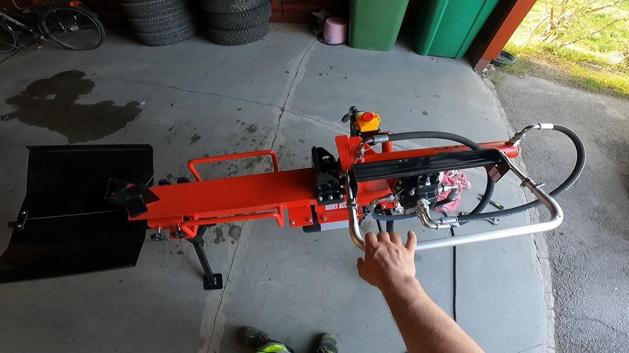 Timco 7T halkomakoneen kasaus