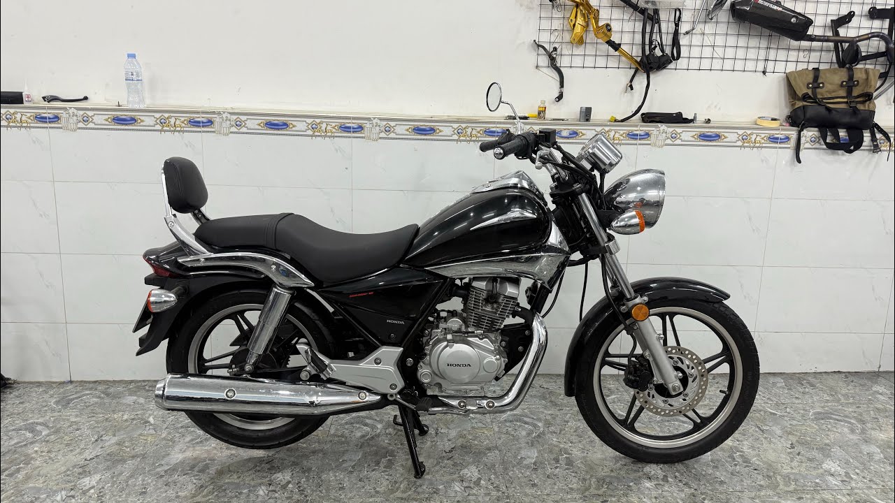 HONDA shadow 150 dk 2017 gi&aacute; 53.8 lh 0886637727