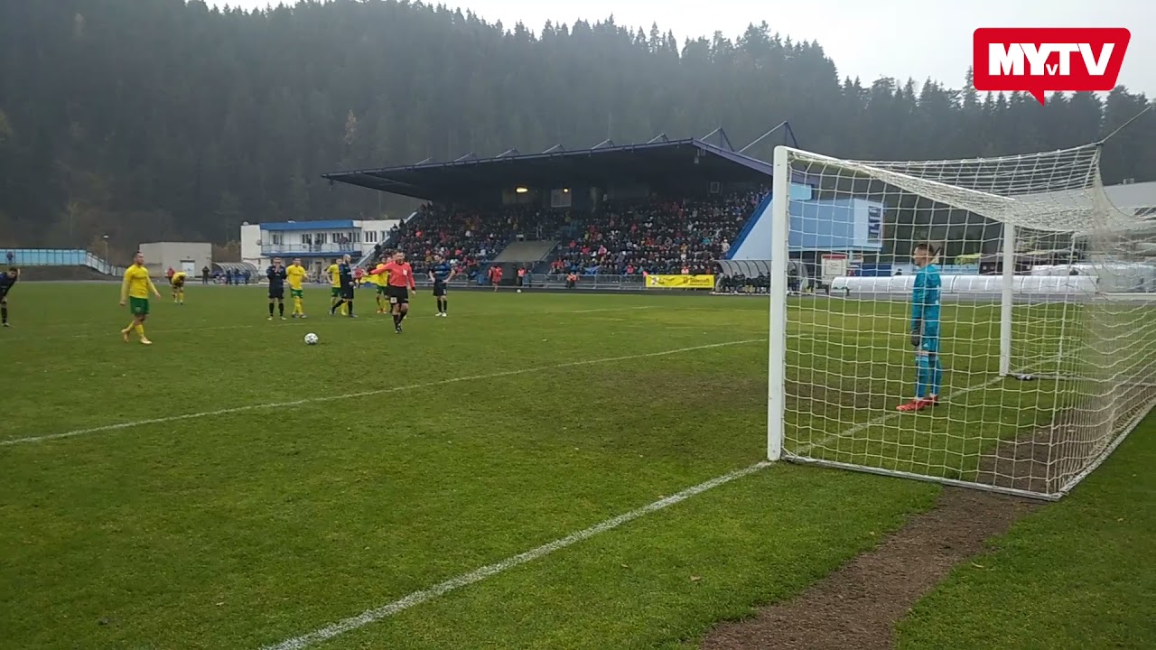 Pohárový zápas: MFK Dolný Kubín - MŠK Žilina 2:3 (2.11. 2021)