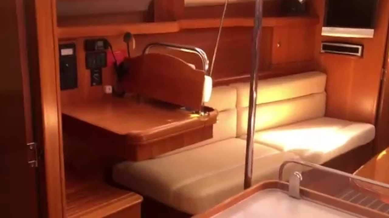 Hunter 38 Sailboat For Sale in San Diego California by: Ian Van Tuyl