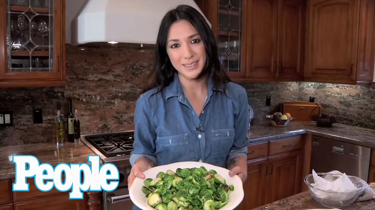 Michelle Branch Cooks Blistered Brussels Sprouts | People