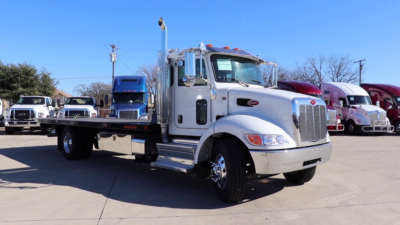 2020 Peterbilt 337  with Rollback Body
