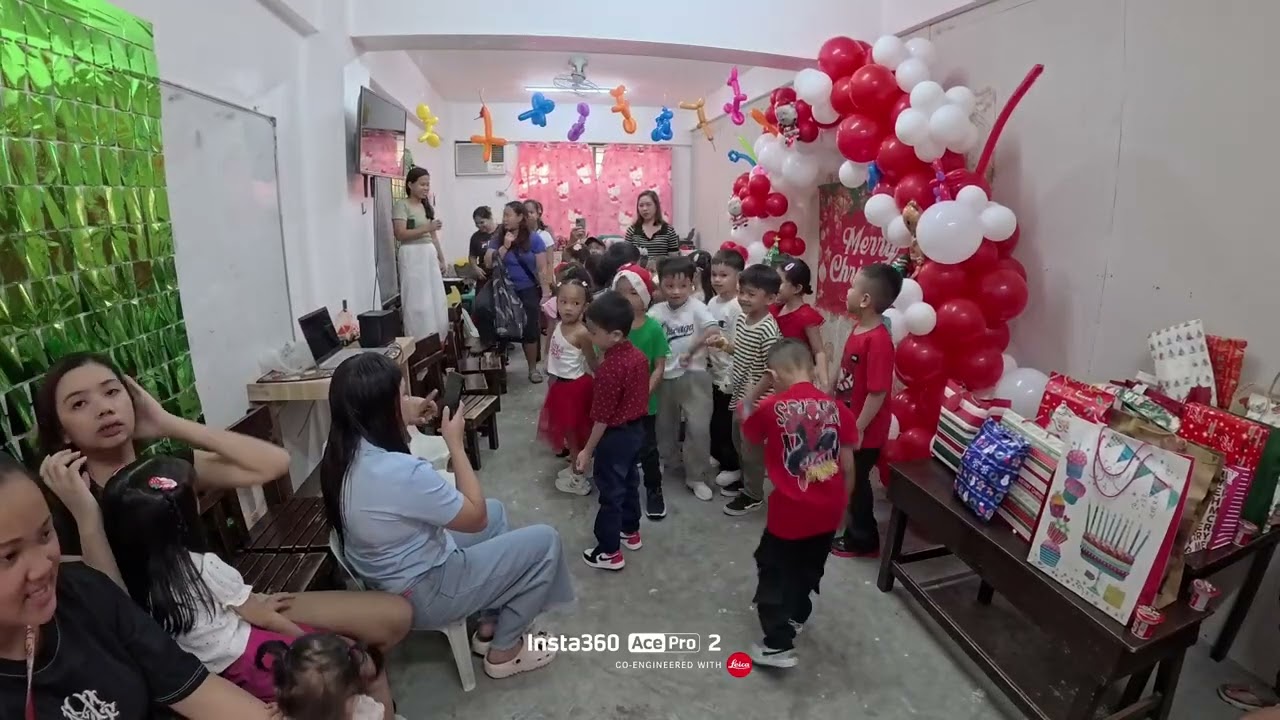 KINDER MELON CHRISTMAS PARTY 2025