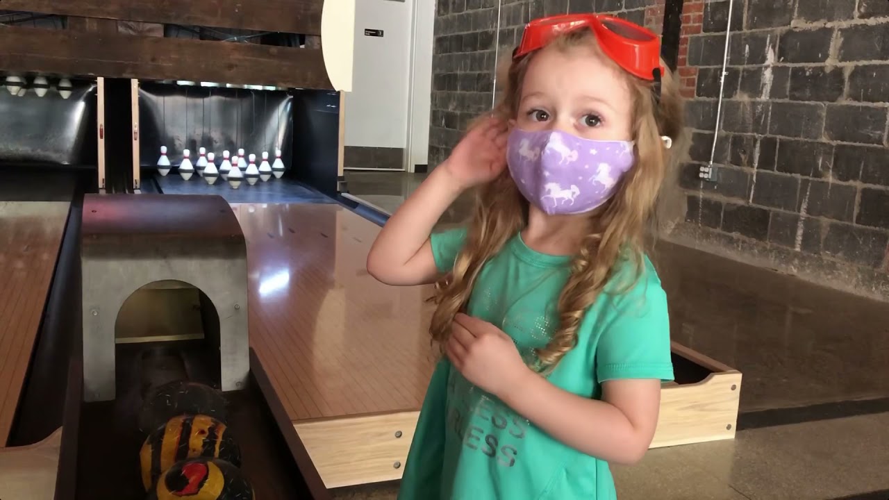 Duck Pin Bowling in Sandusky, Ohio