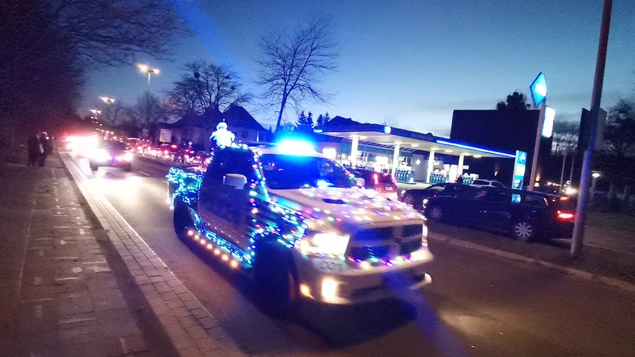 1. Hildesheimer Lichterfahrt der US-Einsatzfahrzeuge 19.12.2020