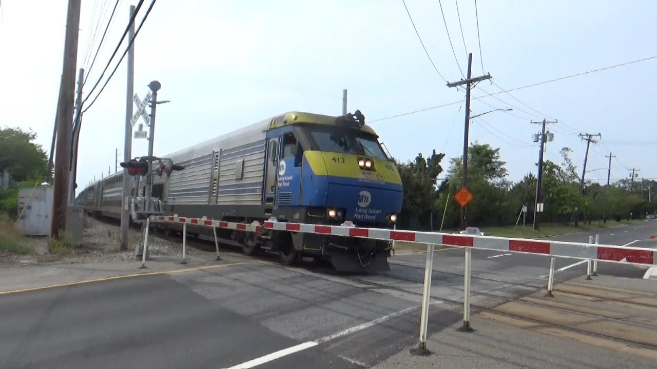 Excellent K5LLA Horn - LIRR 413 EMD DE30AC Leading Double Decker Trains Compilation