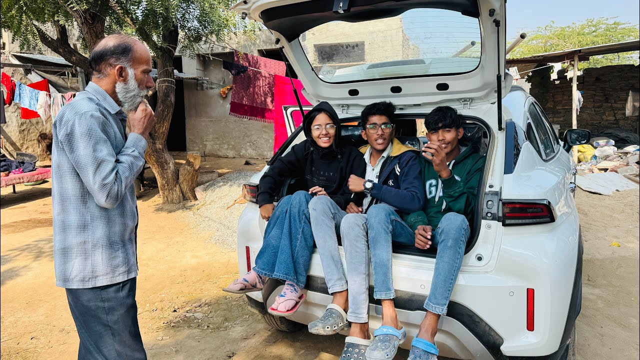 Jaipur jaane Ke liye Jaga kam Pad Gayi Gaadi mein ￼🤪😜