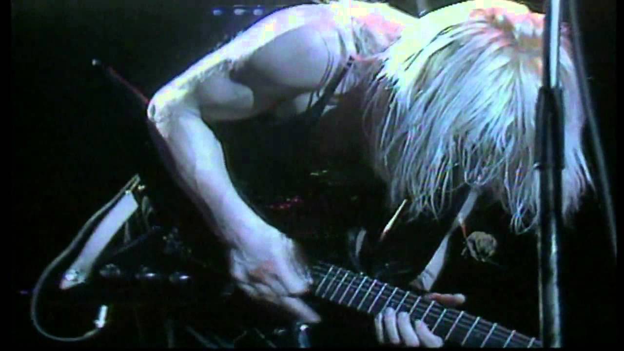 Venom (London 1985) [11]. Warhead / Guitar Solo (Mantas)