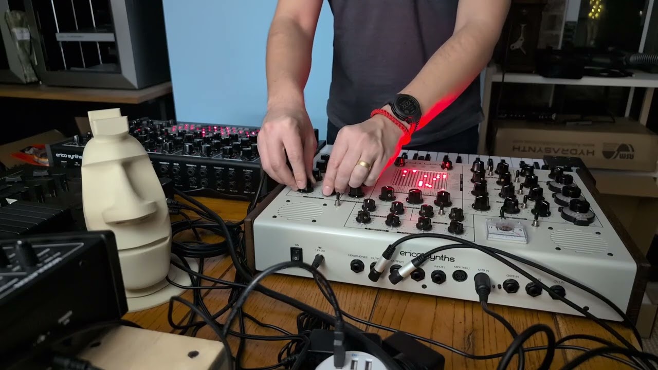 Erica Synths Perkons HD-01 + Syntrx Melodic Musings