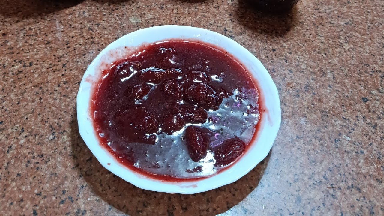 مربي الفراولة بطعم و قوام و لا احلي و لا اروع 😊