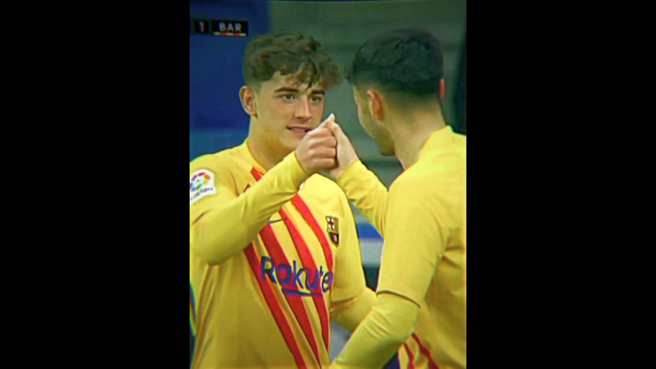 Gavi and pedri handshake 🤝🔥