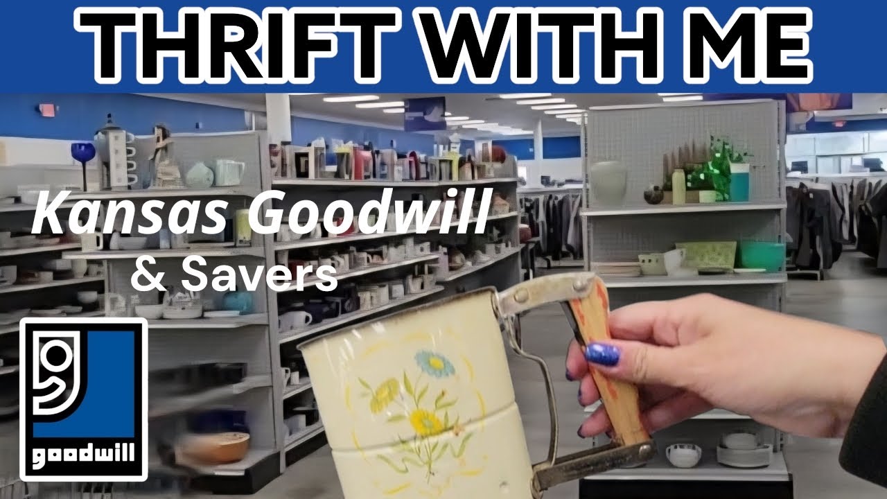My Favorite Time Of Year To Thrift! Goodwill & Savers Thrift With Me! Vintage Home Decor!