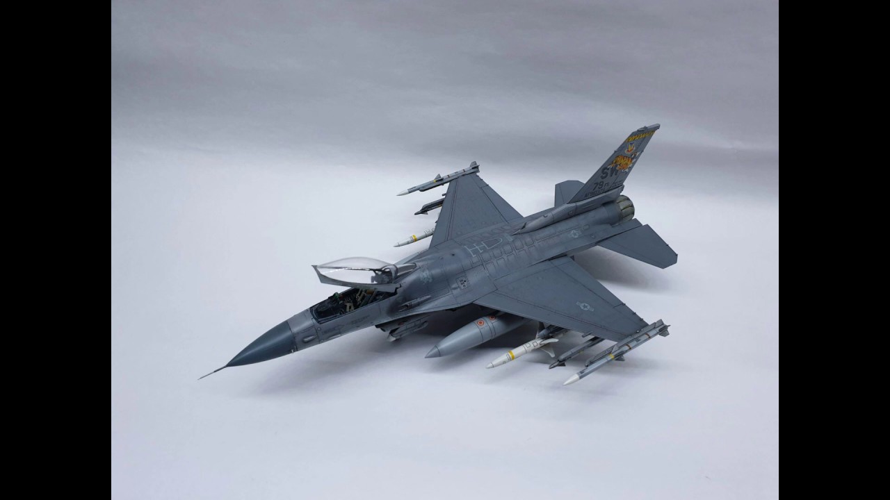 1/72 Tamiya F-16CJ Block 50 Fighting Falcon with full equipment