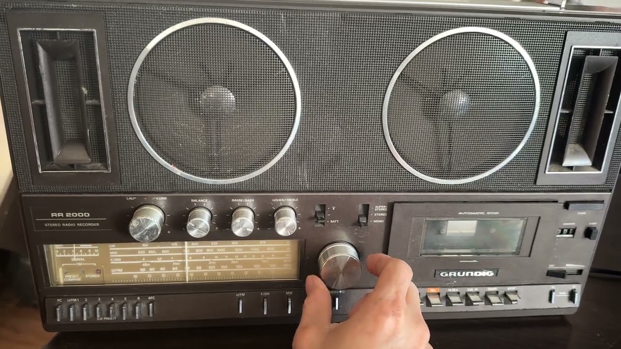 Grundig rr2000