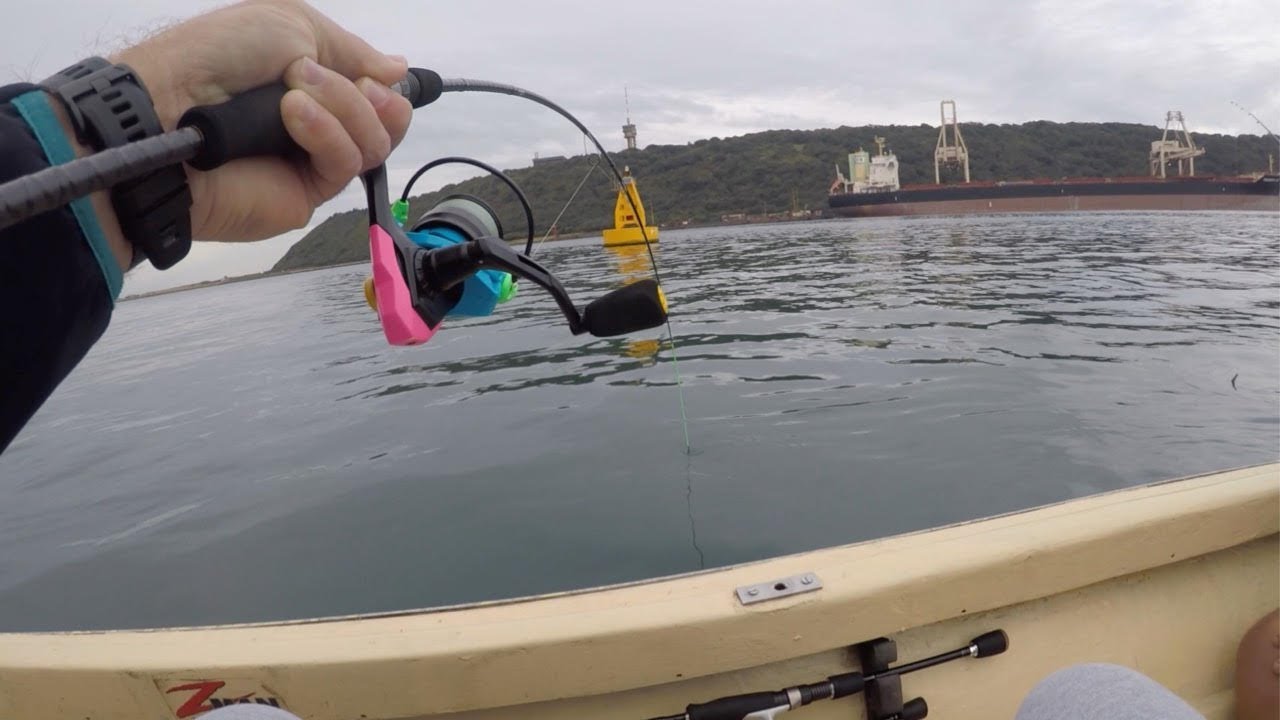 Action packed afternoon session spinning at Durban Harbour !!! (South Africa, KZN)