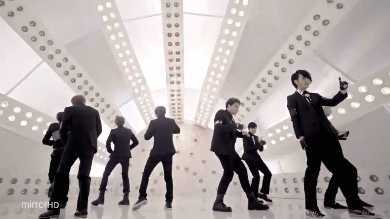 Super Junior - A-Cha mirrored Dance MV ver.2 zoom-in