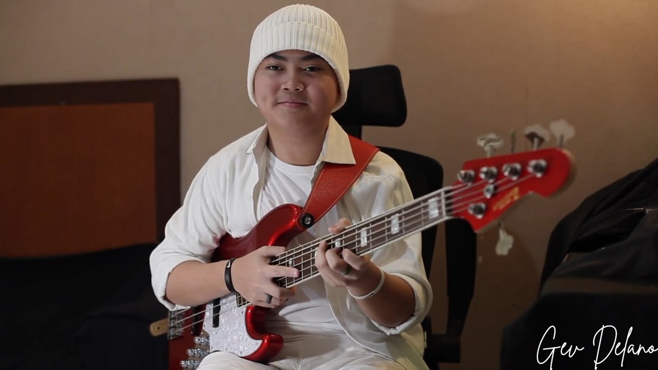 He Reign /Awesome God - Kirk Franklin (Bass Cover)