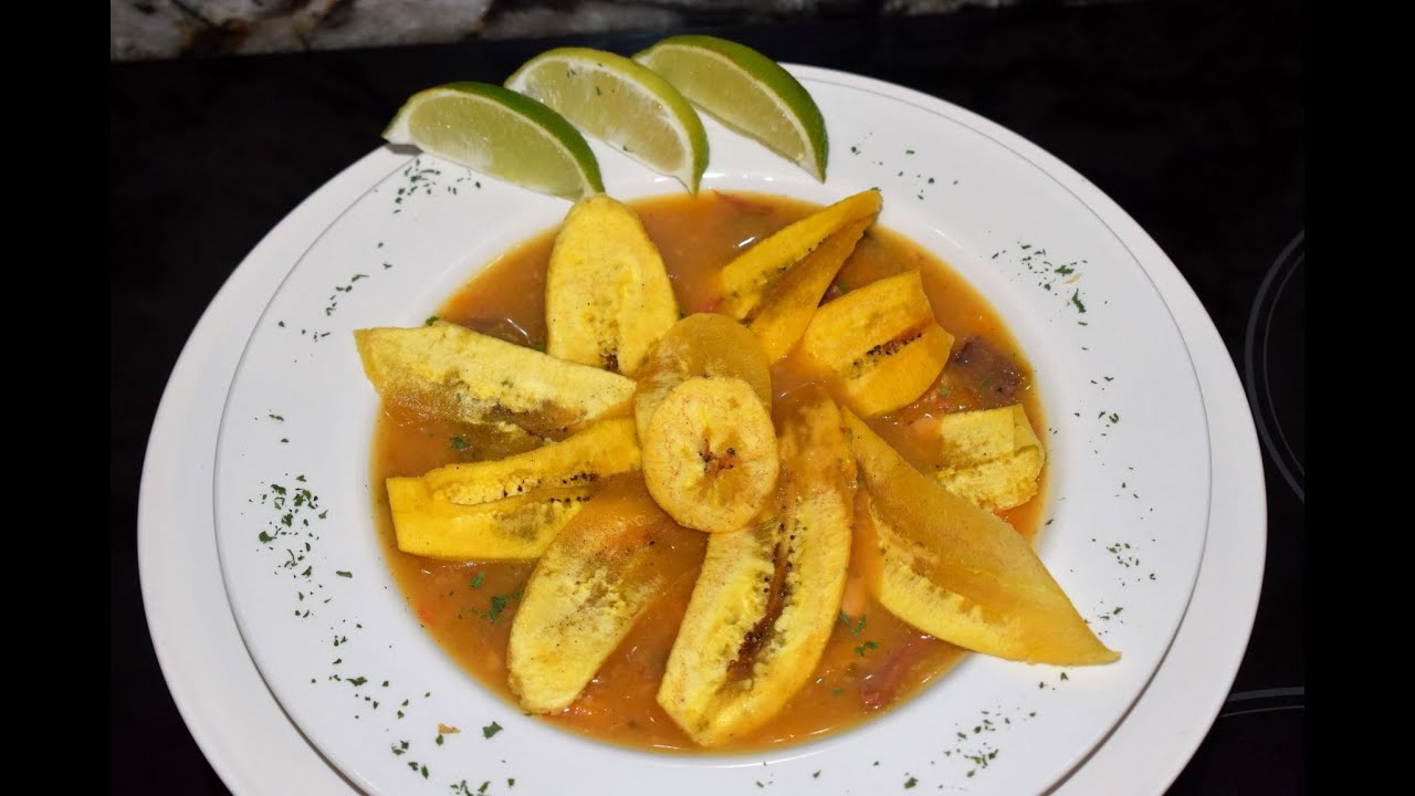 Sopa de platano a mi estilo cubano