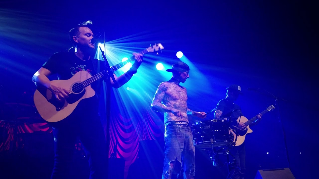 blink-182 - Home Is Such A Lonely Place @ Las Vegas residency night 1