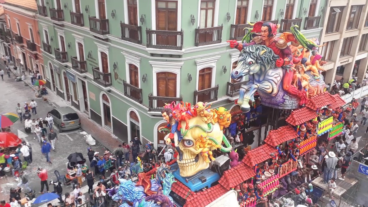 Carnaval de Negros y Blancos 2018 Pasto Colombia Carroza El Colorado