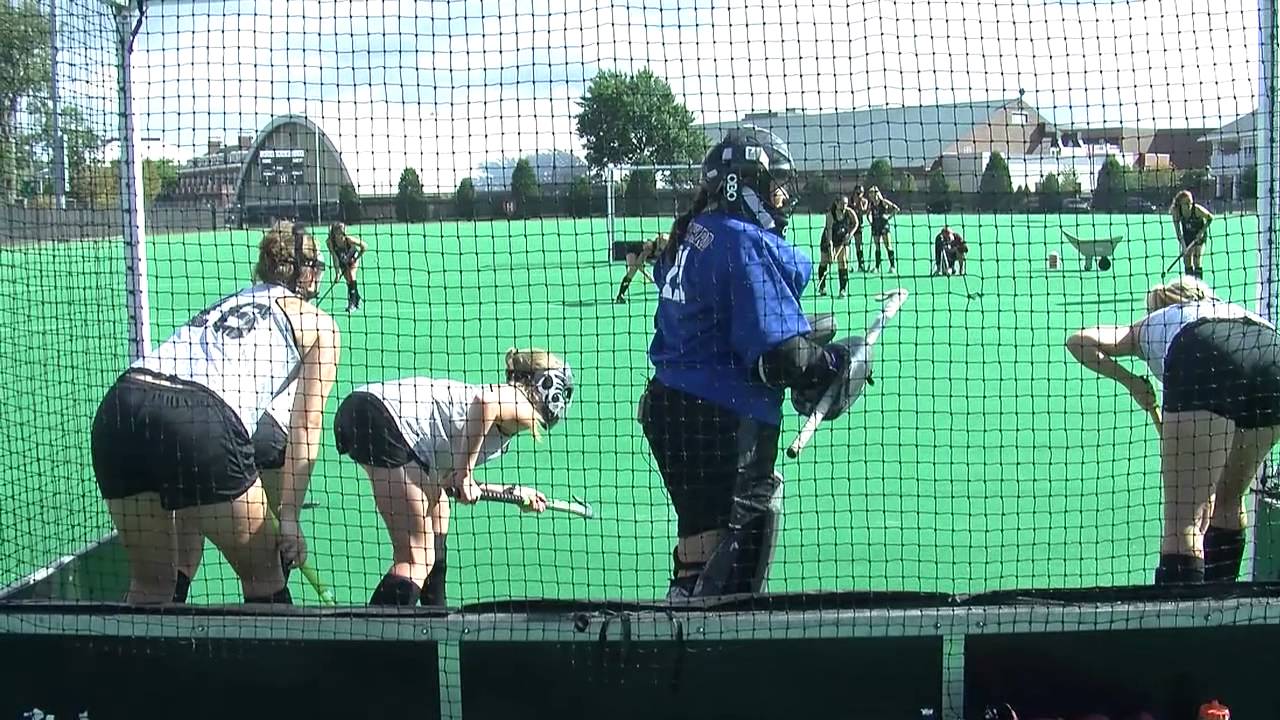 Feature Video: Inside a Penalty Corner with Harvard Field Hockey