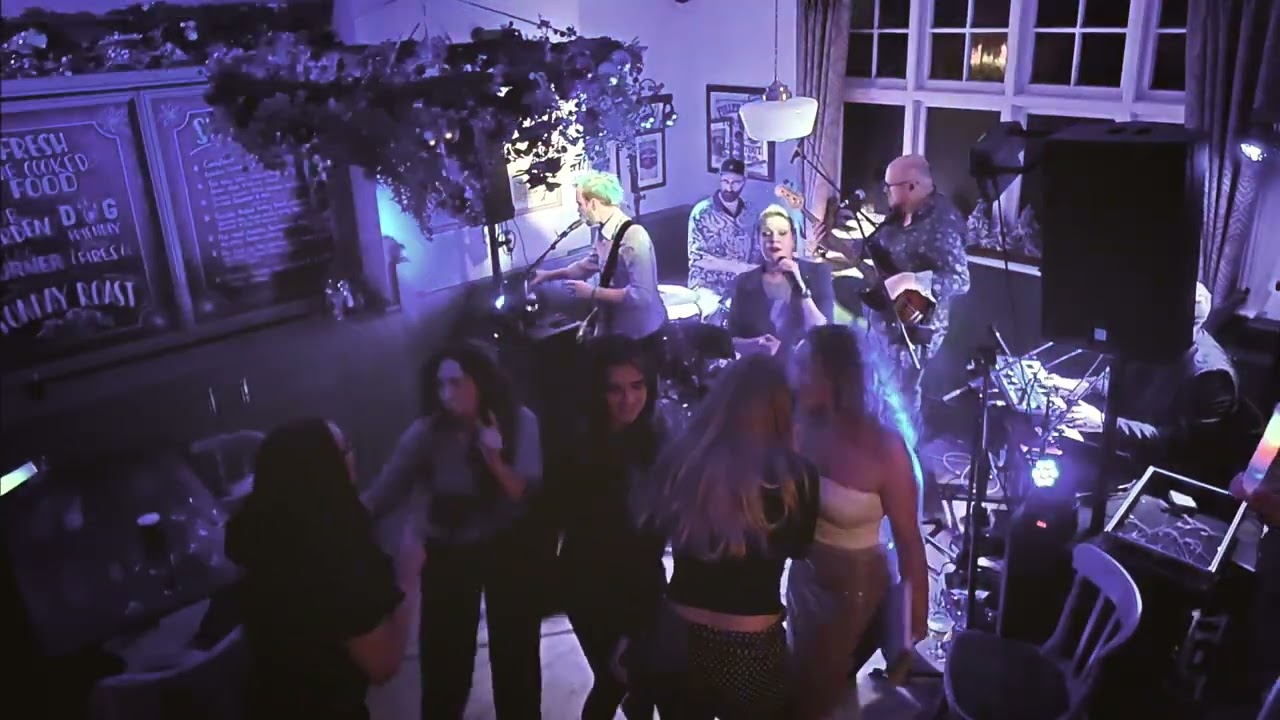 Live Band Hire - Electraverse: Electro Pop & 90's Anthems