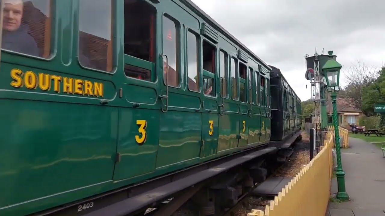 isle of Wight Steam Railway.