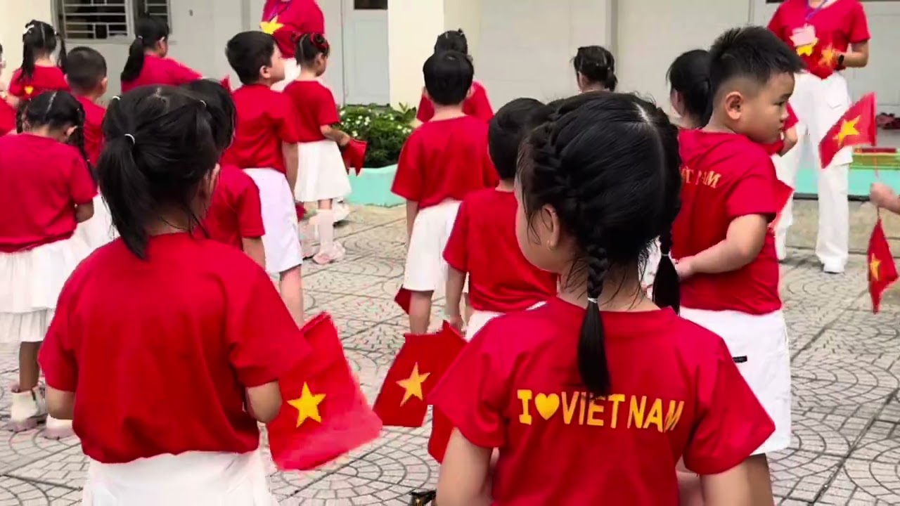 Thể dục đồng diễn trường Mầm non Hiệp Bình Phước!