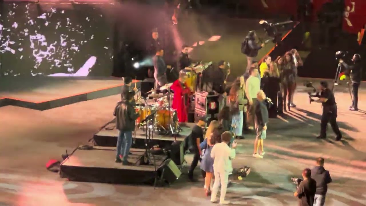 Cara de Haba (De la tele al Estadio) - Despedida emotiva del concierto