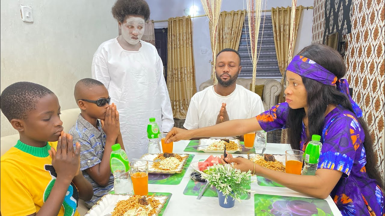  THE LITTLE GIRL SWITCH THE POISONED FOOD STEP-MOM MADE FOR HER BLIND BROTHER,THE END WAS SHOCKING 