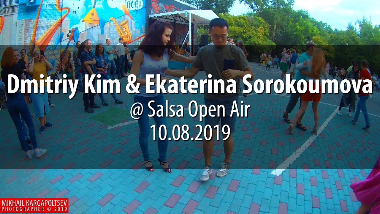 Dmitriy Kim & Ekaterina Sorokoumova social dancing @ Salsa Open Air 10.08.2019