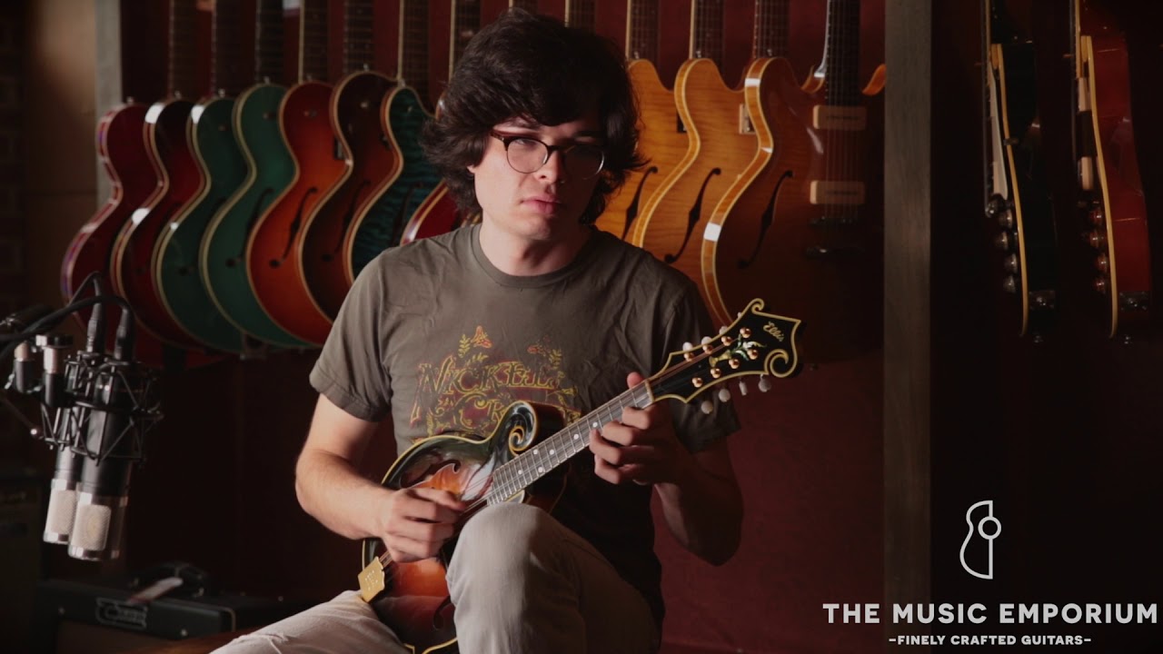 Ellis F5 Deluxe (2012) @ The Music Emporium