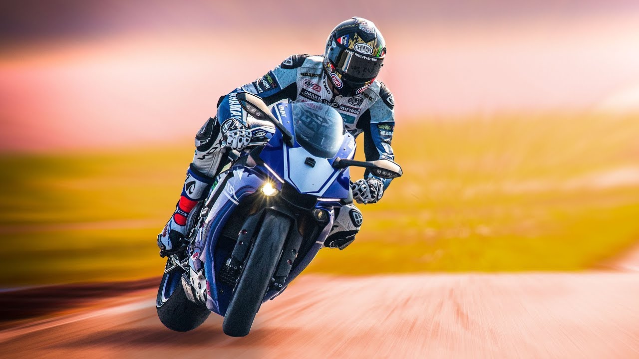4 SEGRETI PER ANDARE FORTE IN MOTO -  yamaha r1
