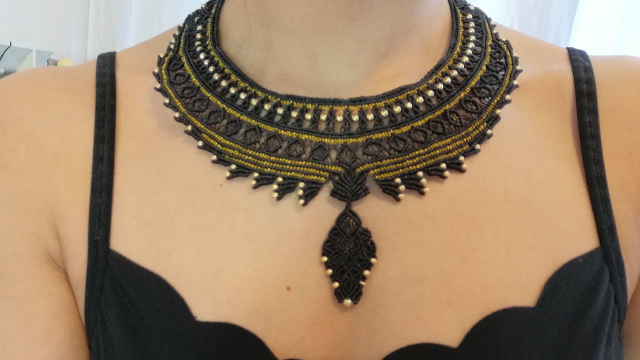 Collana macramè nero - oro / Necklace macrame black and gold