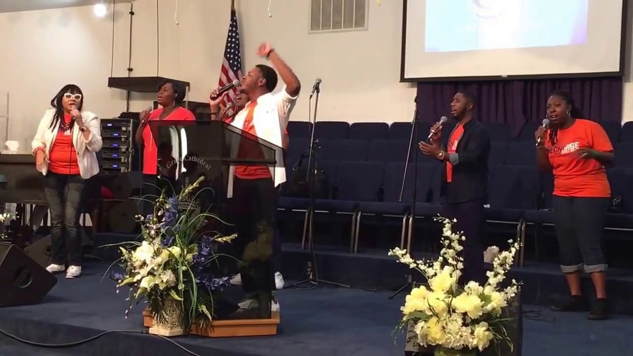 Chris Nelson & Grace Cathedral Praise Team ministers 