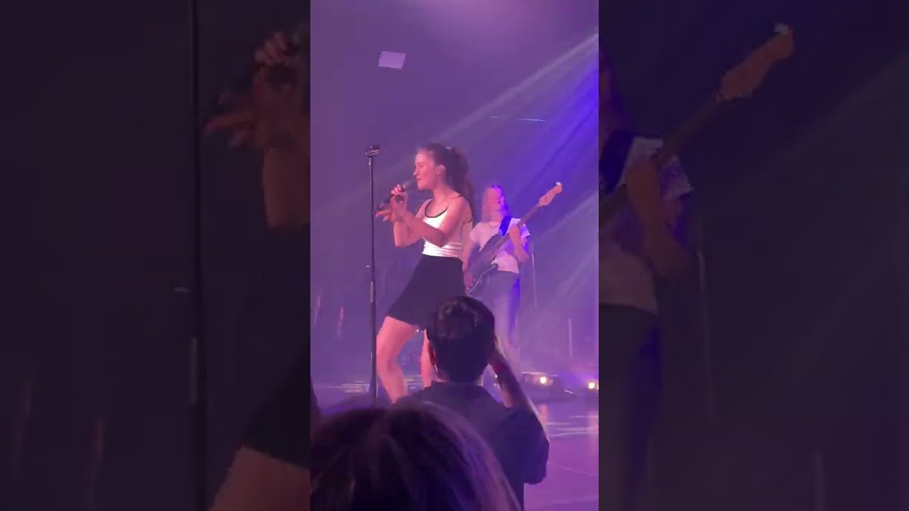 Sigrid Live in Barcelona - It Get Dark